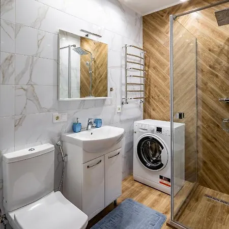 Romari гнатюка 3 Apartment